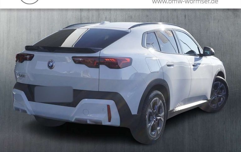 BMW iX2 xDrive30 - photo 2