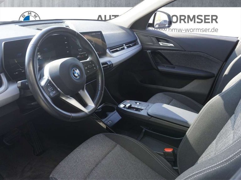 BMW iX2 xDrive30 - photo 6