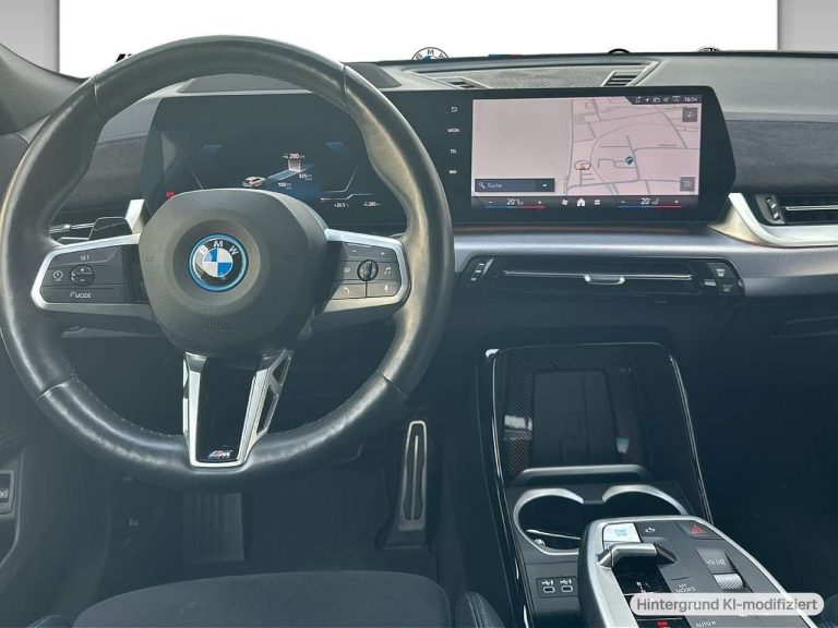 BMW iX2 eDrive20 M Sport - photo 6