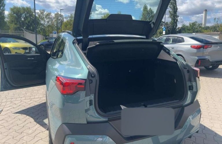 BMW iX2 xDrive30 - photo 11