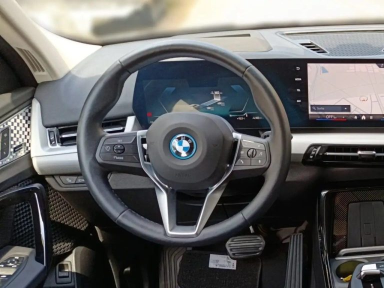 BMW iX2 xDrive30 - photo 12