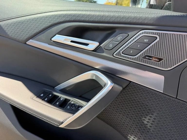 BMW iX2 eDrive20 M - photo 16
