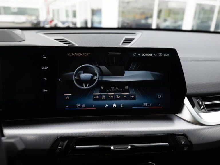 BMW iX2 xDrive30 M Sport - photo 18