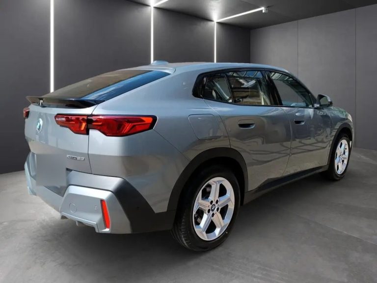 BMW iX2 xDrive30 - photo 3