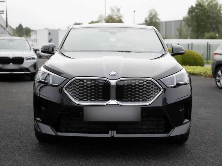 BMW iX2 xDrive30 M Sport - photo 3
