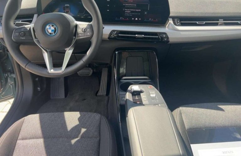 BMW iX2 xDrive30 - photo 8