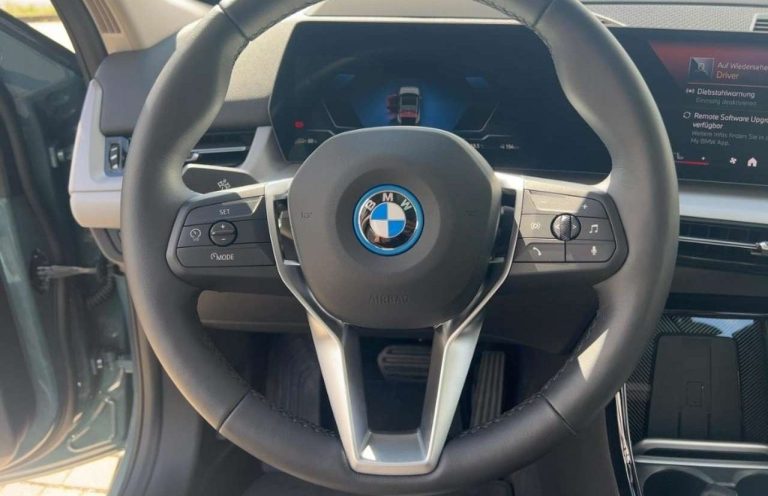 BMW iX2 xDrive30 - photo 9