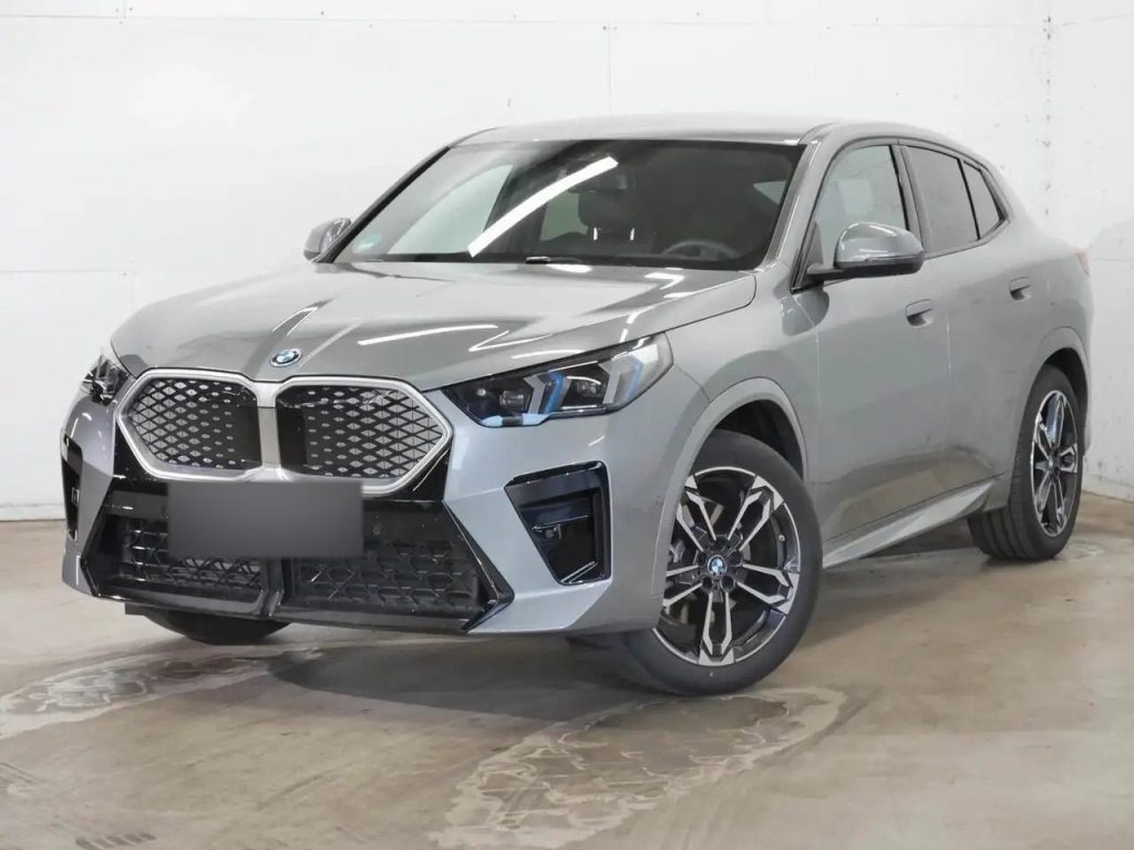 BMW iX2 xDrive30 M Sport