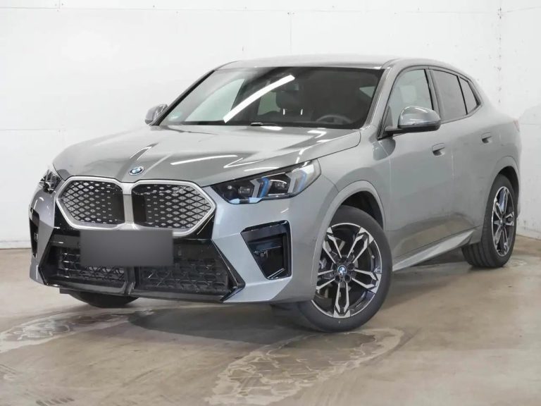 BMW iX2 xDrive30 M Sport
