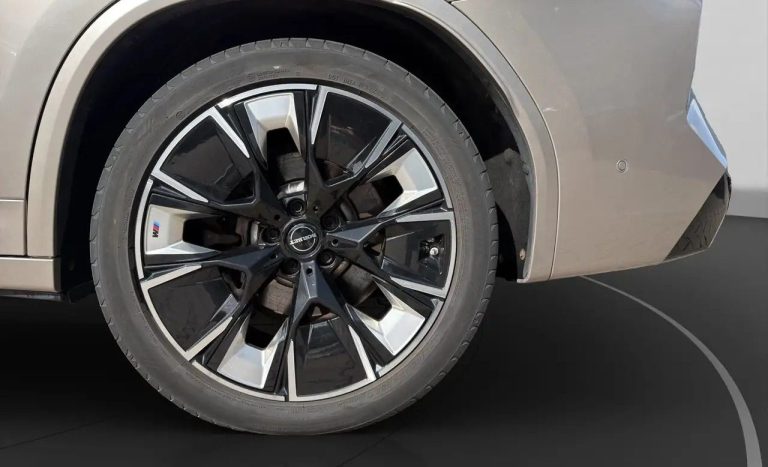 BMW iX3 M Sport - photo 10