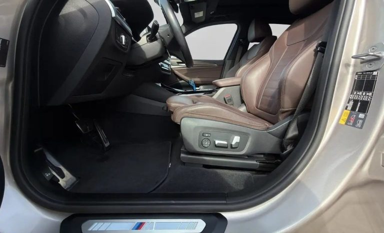 BMW iX3 M Sport - photo 15