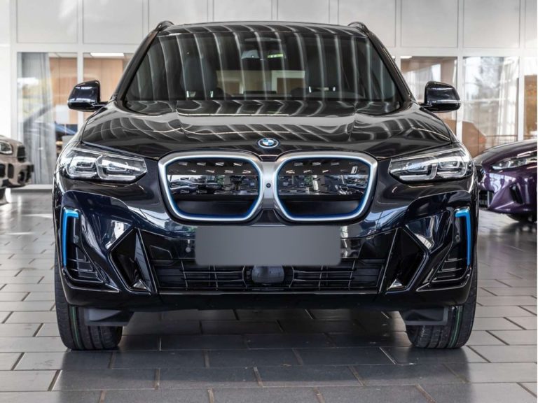BMW iX3 Impressive - photo 3