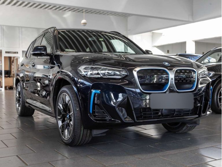 BMW iX3 Impressive - photo 4