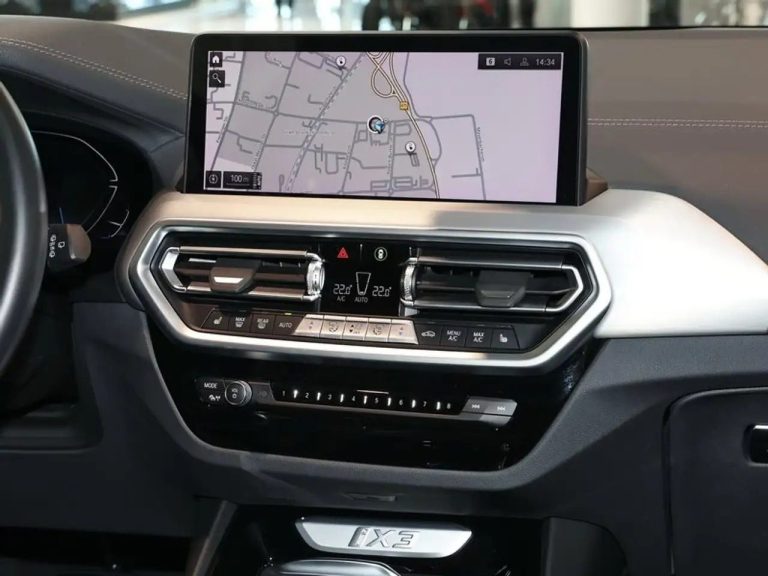 BMW iX3 M Sport - photo 7