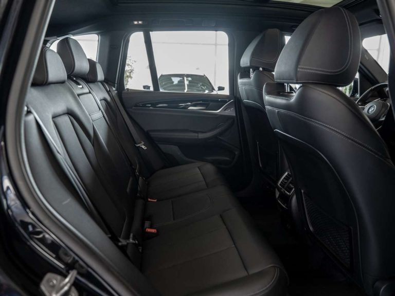 BMW iX3 Inspiring - photo 10