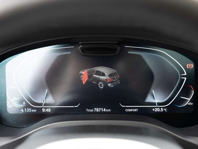 BMW iX3 Impressive - photo 11