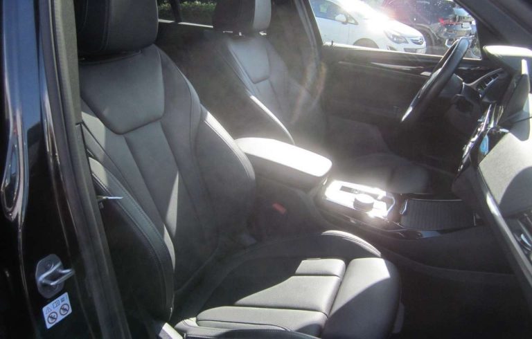 BMW iX3 M Sport - photo 13
