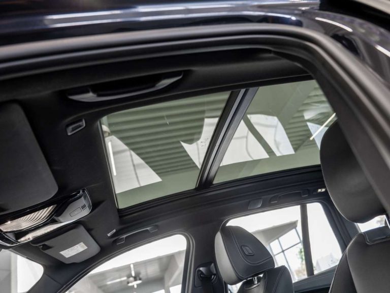 BMW iX3 Inspiring - photo 15