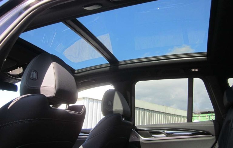 BMW iX3 M Sport - photo 16