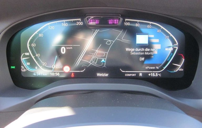 BMW iX3 M Sport - photo 18