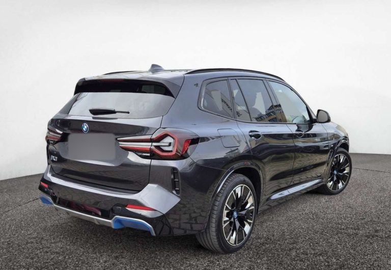 BMW iX3 M Sport - photo 2