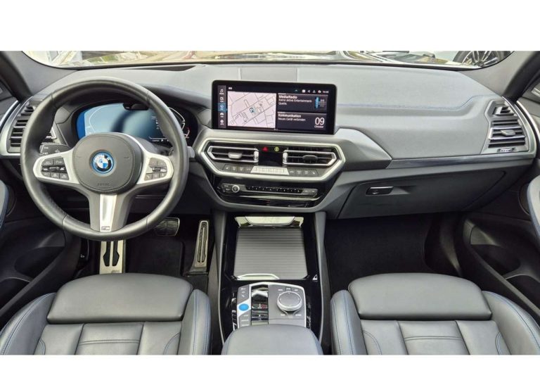 BMW iX3 M Sport - photo 4