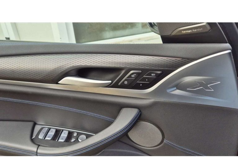 BMW iX3 M Sport - photo 7