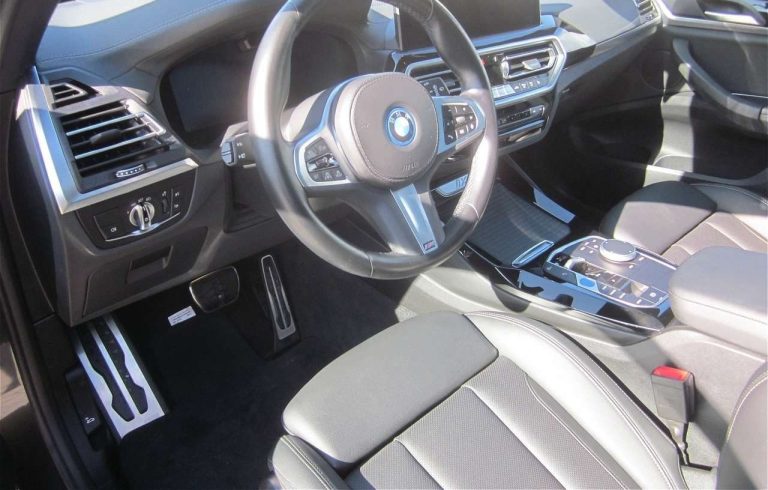BMW iX3 M Sport - photo 8
