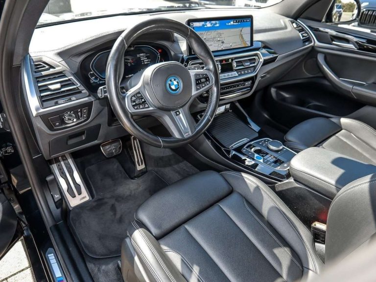 BMW iX3 M Sport - photo 10