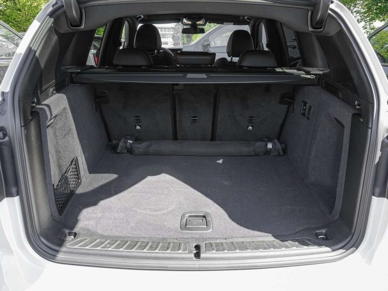 BMW iX3 Inspiring M Sport - photo 11