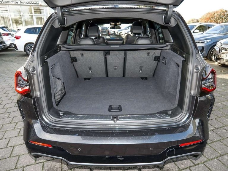 BMW iX3 M Sport - photo 14
