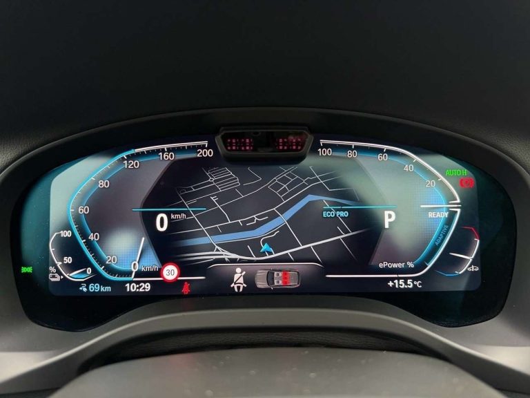 BMW iX3 M Sport - photo 8