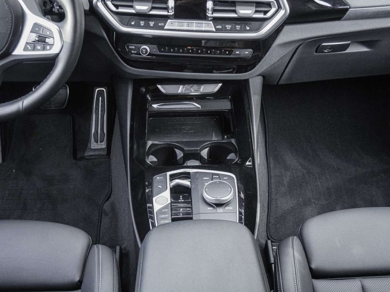 BMW iX3 Inspiring M Sport - photo 9