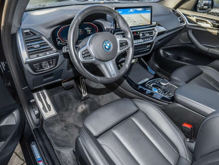 BMW iX3 M Sport - photo 9