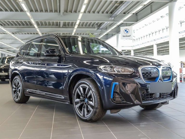 BMW iX3 M Sport