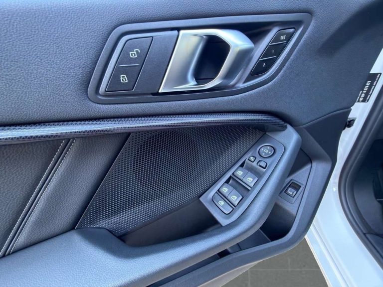 BMW Série 1 118d Sport Line - photo 14