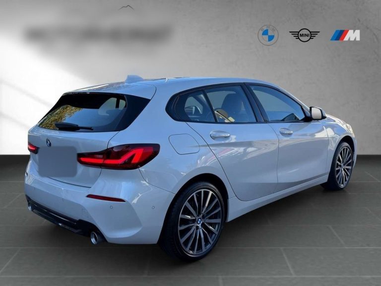 BMW Série 1 118d Sport Line - photo 4