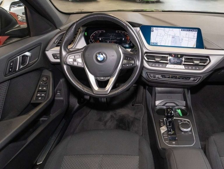 BMW Série 1 118d - photo 5