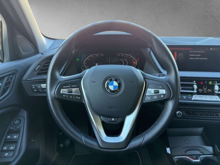 BMW Série 1 118d Sport Line - photo 9
