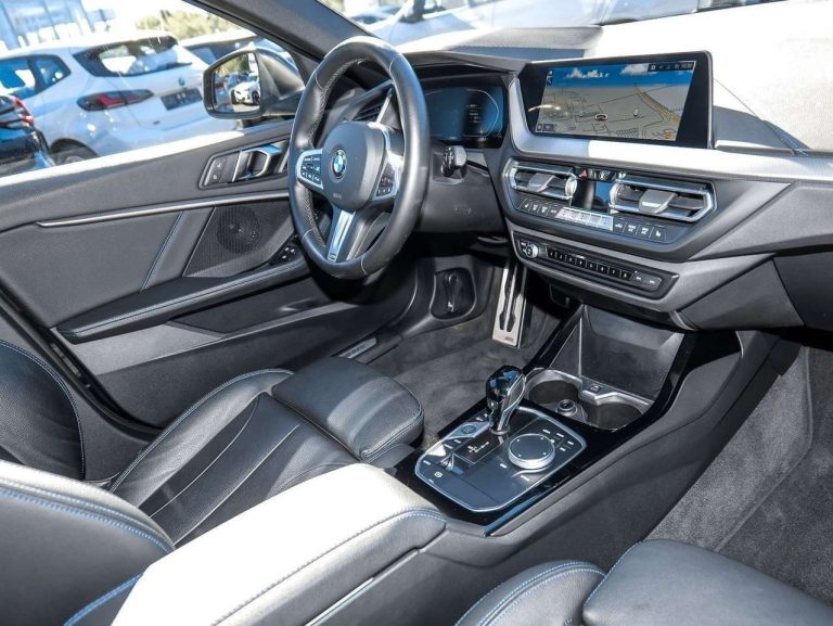 BMW Série 1 120i M Sport - photo 9