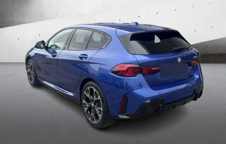 BMW Série 1 120d M Sport - photo 3