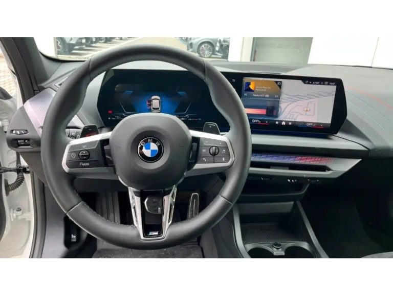 BMW Série 1 120d M Sport - photo 8