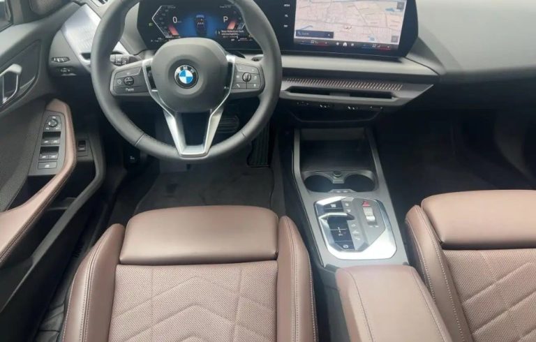 BMW Série 1 120d M Sport - photo 9