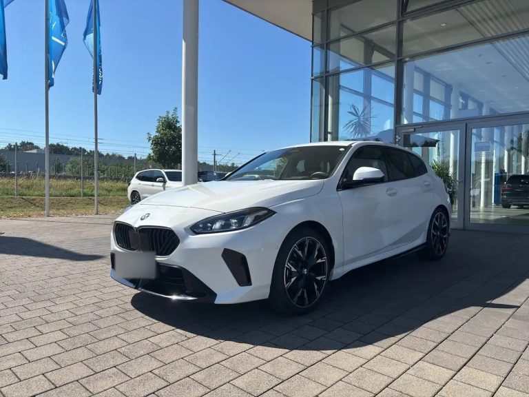 BMW Série 1 120d M Sport - photo 2