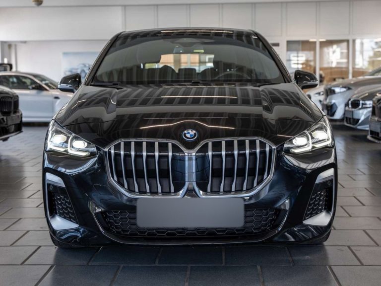 BMW Série 2 Active Tourer 225e xDrive M Sport - photo 4