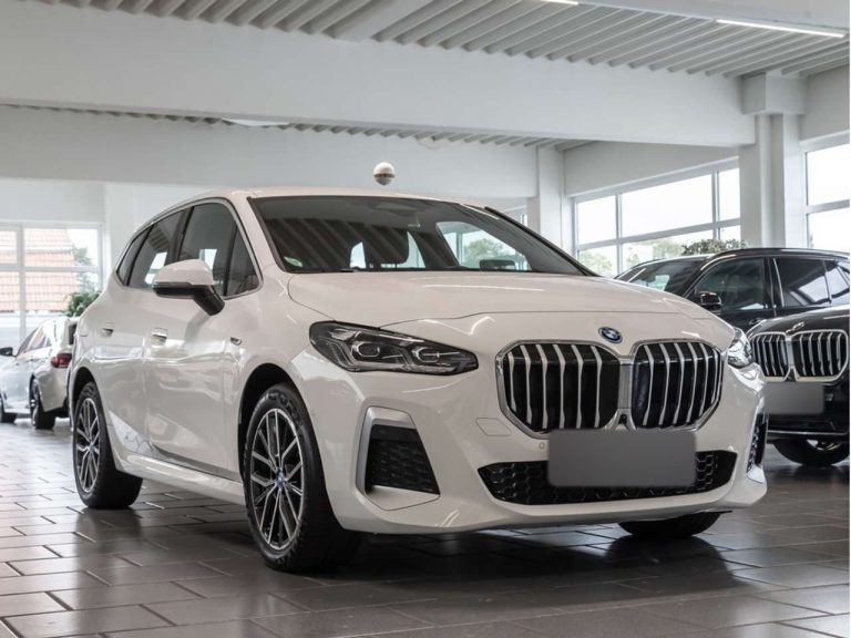 BMW Série 2 Active Tourer 225e xDrive M Sport - photo 4