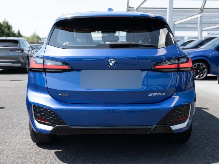 BMW Série 2 Active Tourer 225e xDrive M Sport - photo 5