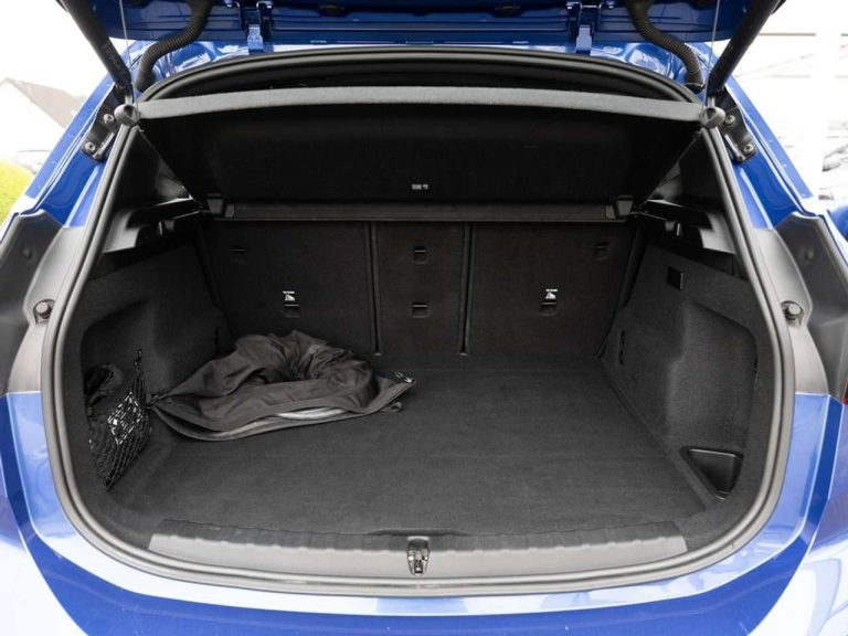 BMW Série 2 Active Tourer 225e xDrive M Sport - photo 8