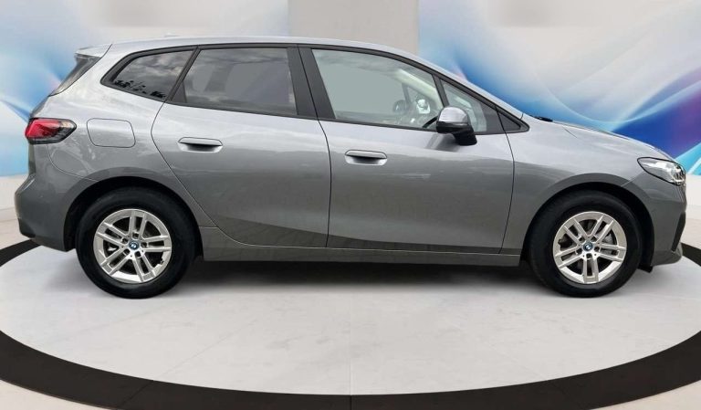 BMW Série 2 Active Tourer 225e xDrive - photo 4