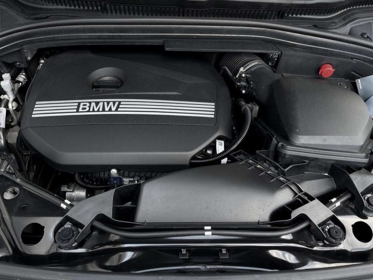 BMW Série 2 Active Tourer 220i Luxury Line - photo 15